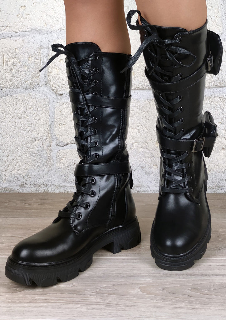 Bottes plates avec pochettes : noir